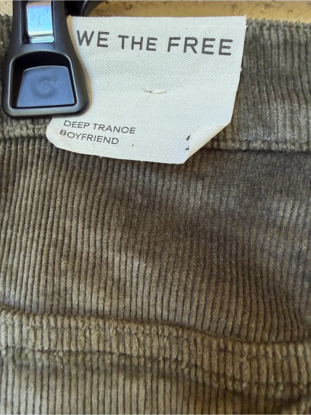 Free People We The Free Deep Trance Corduroy Boyfriend Pant 26 Keepsake Clover - Picture 9 of 16